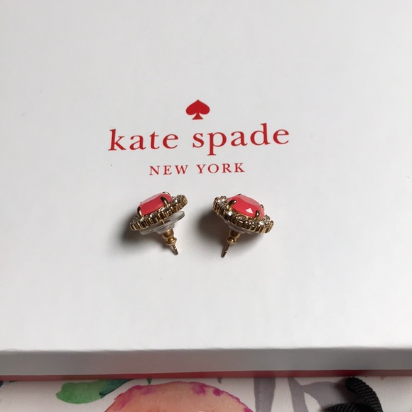 Kate Spade stud earrings with faux diamond - Picture 5 of 8